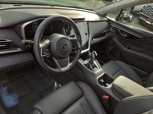Used 2022 Subaru Outback Limited image 16