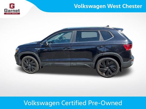 Used 2024 Volkswagen Taos SEL AWD/4WD image 2