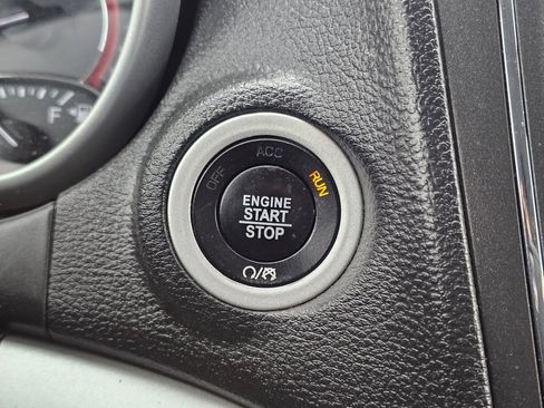 Used 2018 Dodge Journey SE w/ Popular Equipment Group image 9