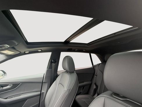 New 2026 Audi Q8 Premium Plus image 16