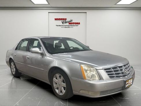 Used 2006 Cadillac DTS w/ Sun And Sound Package FWD image 7