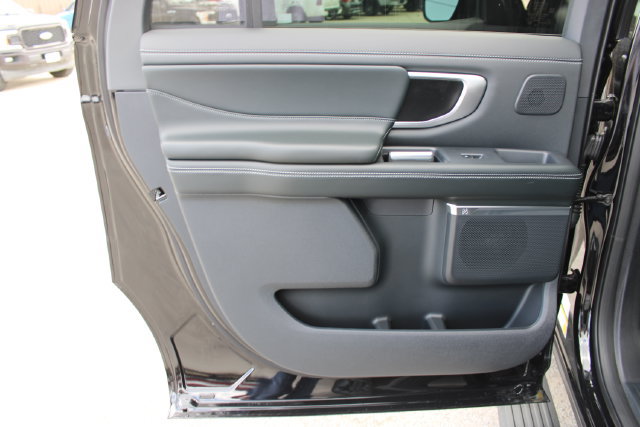 New 2027 Ford Expedition Max Platinum w/ Stealth Appearance Package AWD/4WD image 8