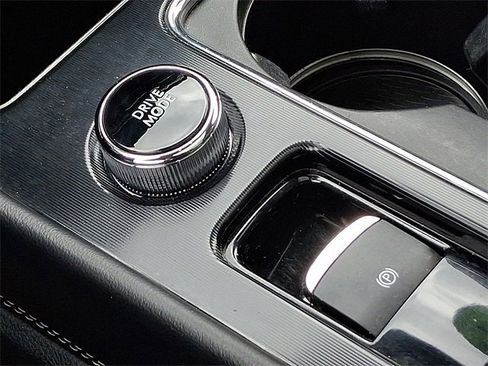 Used 2021 Lincoln Corsair AWD w/ Premium Package image 25