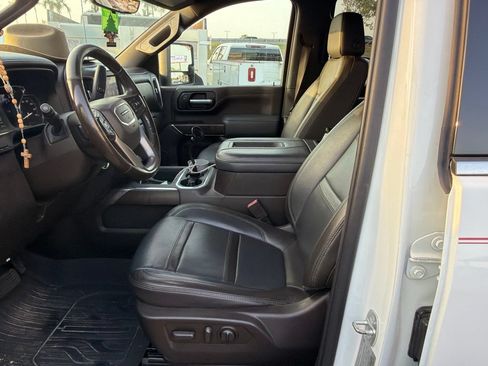 Used 2021 GMC Sierra 3500 Denali w/ Denali Ultimate Package AWD/4WD image 3