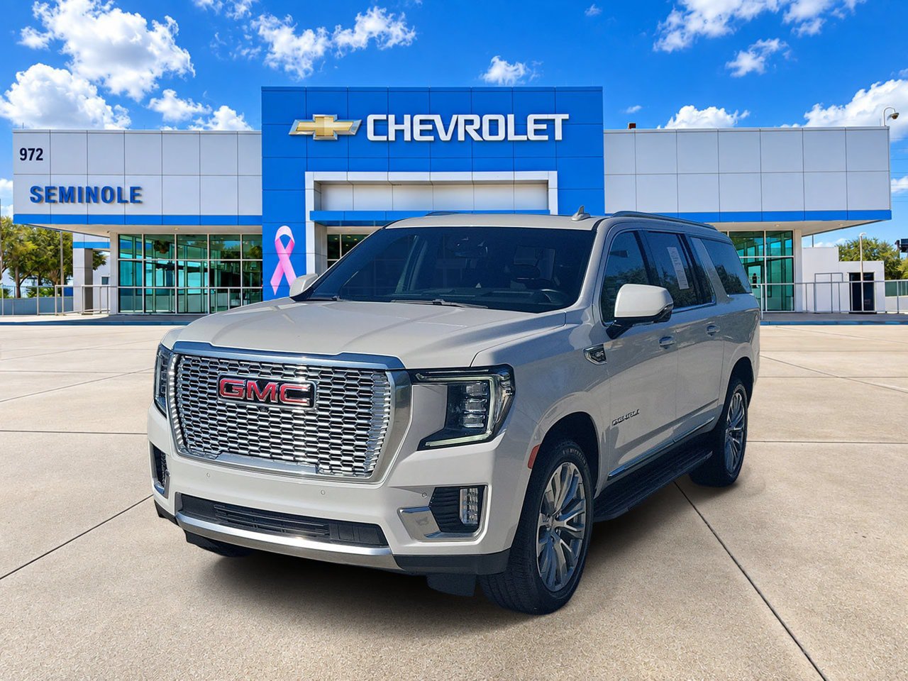 Certified 2023 GMC Yukon XL Denali w/ Max Trailering Package AWD/4WD image 2
