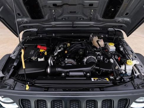 Used 2021 Jeep Wrangler Unlimited Sport image 87