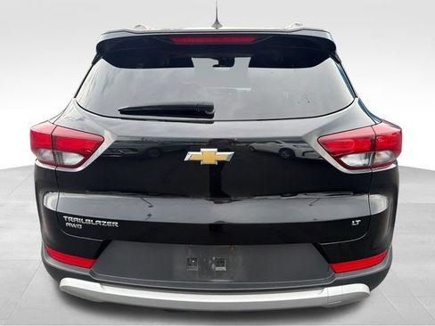 Used 2025 Chevrolet TrailBlazer LT AWD/4WD image 4