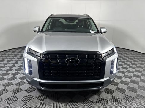 Used 2025 Hyundai Palisade SEL FWD image 2