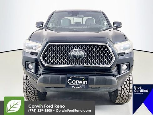 Used 2018 Toyota Tacoma TRD Off-Road AWD/4WD image 2