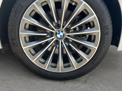 Used 2012 BMW 740i RWD image 25