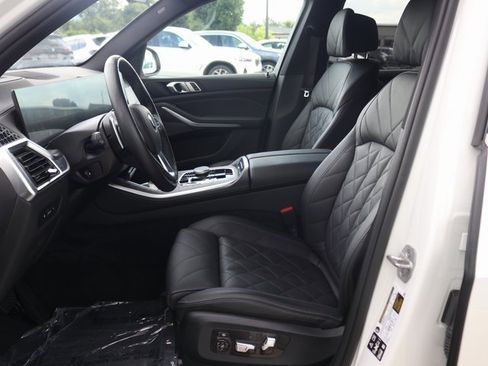 Used 2025 BMW X5 xDrive40i image 6