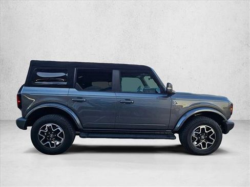 Used 2024 Ford Bronco Outer Banks AWD/4WD image 4