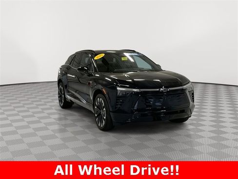 Used 2025 Chevrolet Blazer EV RS image 2