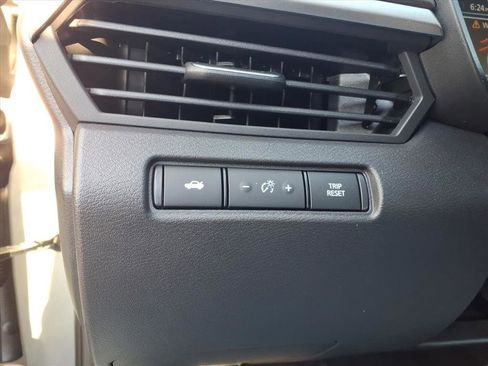 New 2025 Nissan Altima 2.5 SV w/ SV Special Edition Package image 19