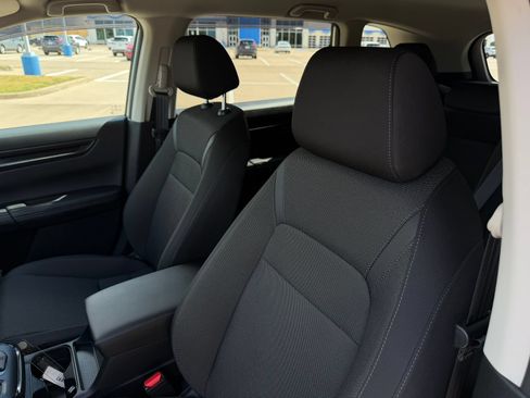 Used 2026 Honda CR-V LX image 12