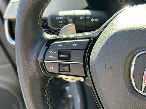 Certified 2025 Acura ADX A-Spec image 24