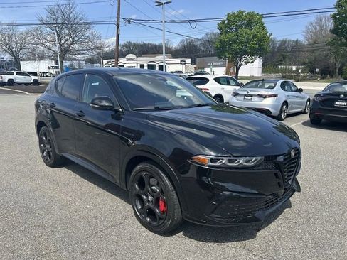 New 2026 Alfa Romeo Tonale w/ Quick Order Package 23H Volce image 2