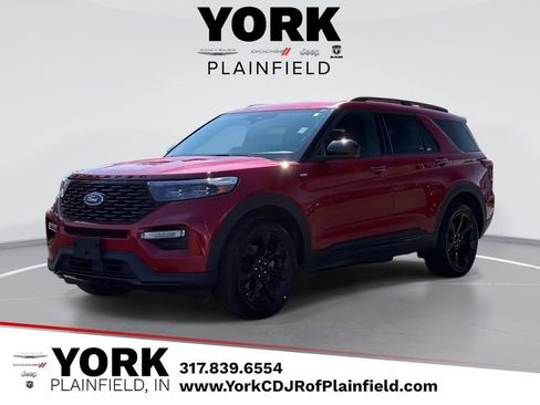 Used 2023 Ford Explorer ST-Line w/ Class IV Trailer Tow Package AWD/4WD image 1