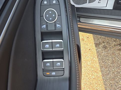 New 2026 Nissan Rogue Platinum w/ Platinum Premium Package image 11