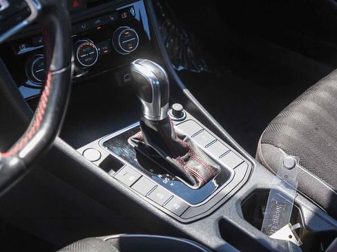 Used 2019 Volkswagen Jetta GLI FWD image 24