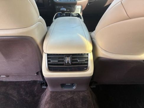 Used 2018 Lexus LS 500 w/ Interior Upgrade Package image 20