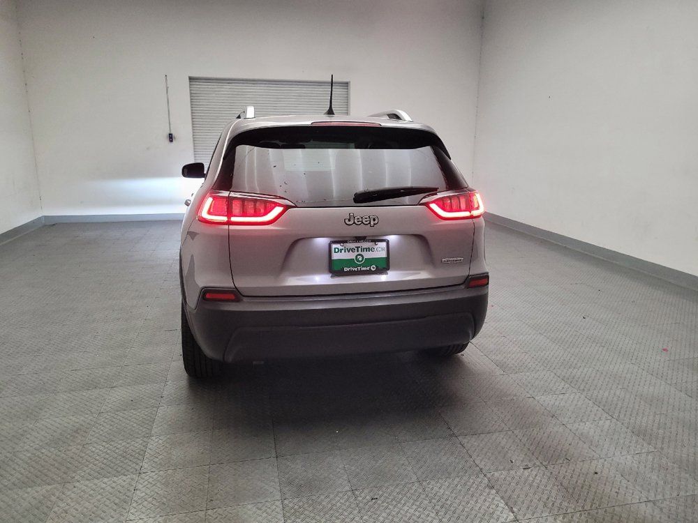 Used 2019 Jeep Cherokee Latitude w/ Popular Appearance Group FWD image 6