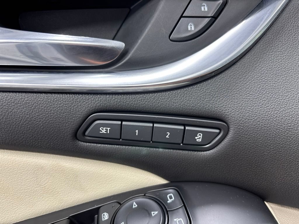 Used 2021 Buick Enclave Premium w/ Surround and Sites Package AWD/4WD image 46