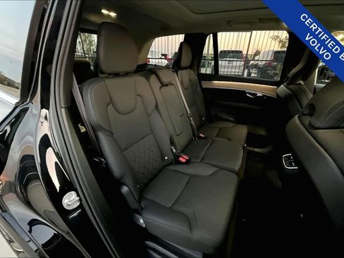 Certified 2025 Volvo XC90 B6 Plus image 34