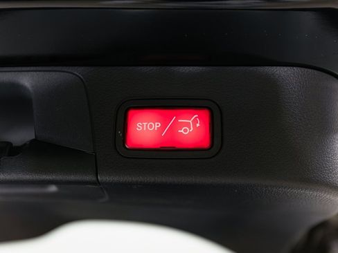 Certified 2023 Mercedes-Benz EQB 300 4MATIC image 26