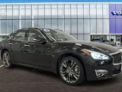 Used 2019 INFINITI Q70 Luxe