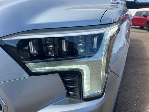 Used 2025 Toyota Sequoia Capstone image 10