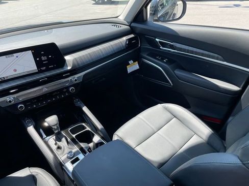 New 2025 Kia Telluride EX w/ EX Captain's Chair Package image 26