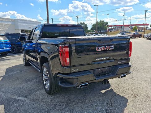 Used 2024 GMC Sierra 1500 Denali w/ Denali Reserve Package image 9