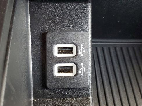 Used 2019 Ford F150 XLT w/ Equipment Group 302A Luxury image 32