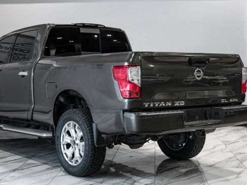 Used 2016 Nissan Titan SL AWD/4WD image 13