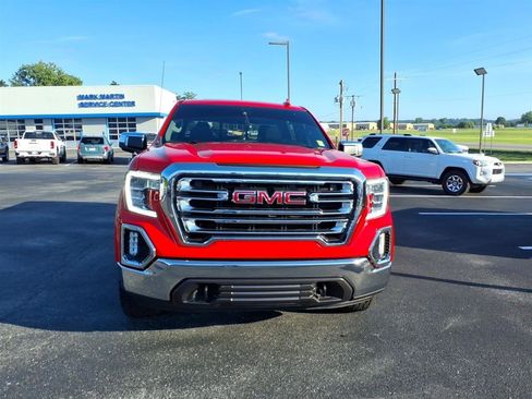 Used 2021 GMC Sierra 1500 SLT AWD/4WD image 2