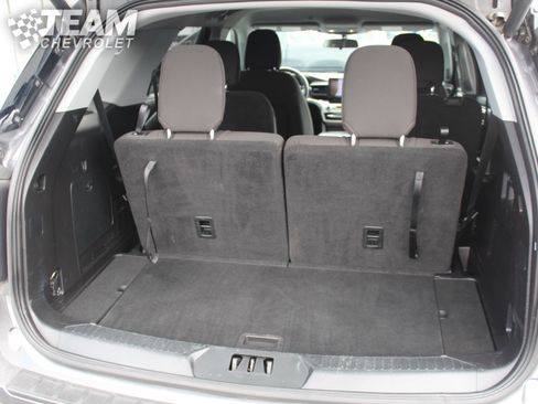 Used 2021 Ford Explorer XLT image 30