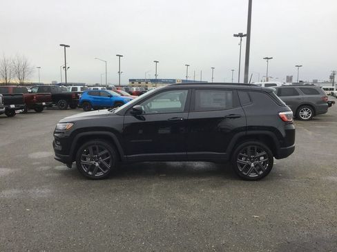New 2026 Jeep Compass Limited w/ Sun, Sound & Navigation Group AWD/4WD image 1