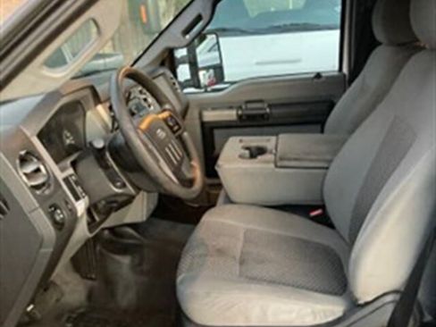 Used 2016 Ford F550 4x4 Crew Cab Super Duty image 26