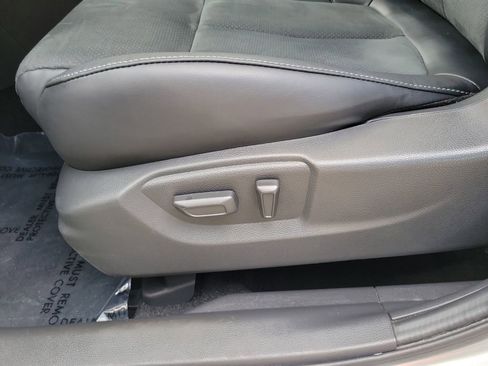 Used 2023 Mitsubishi Eclipse Cross AWD image 17