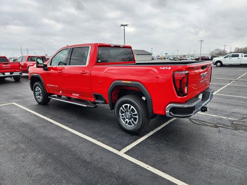 New 2026 GMC Sierra 2500 SLE image 3