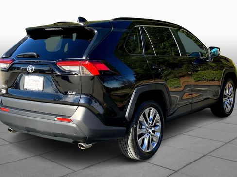 Used 2020 Toyota RAV4 XLE Premium AWD/4WD image 13