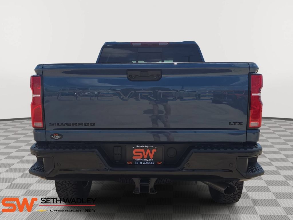 New 2026 Chevrolet Silverado 2500 LTZ w/ LTZ Plus Package AWD/4WD image 6