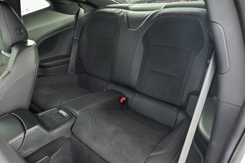 Used 2022 Chevrolet Camaro ZL1 RWD image 19