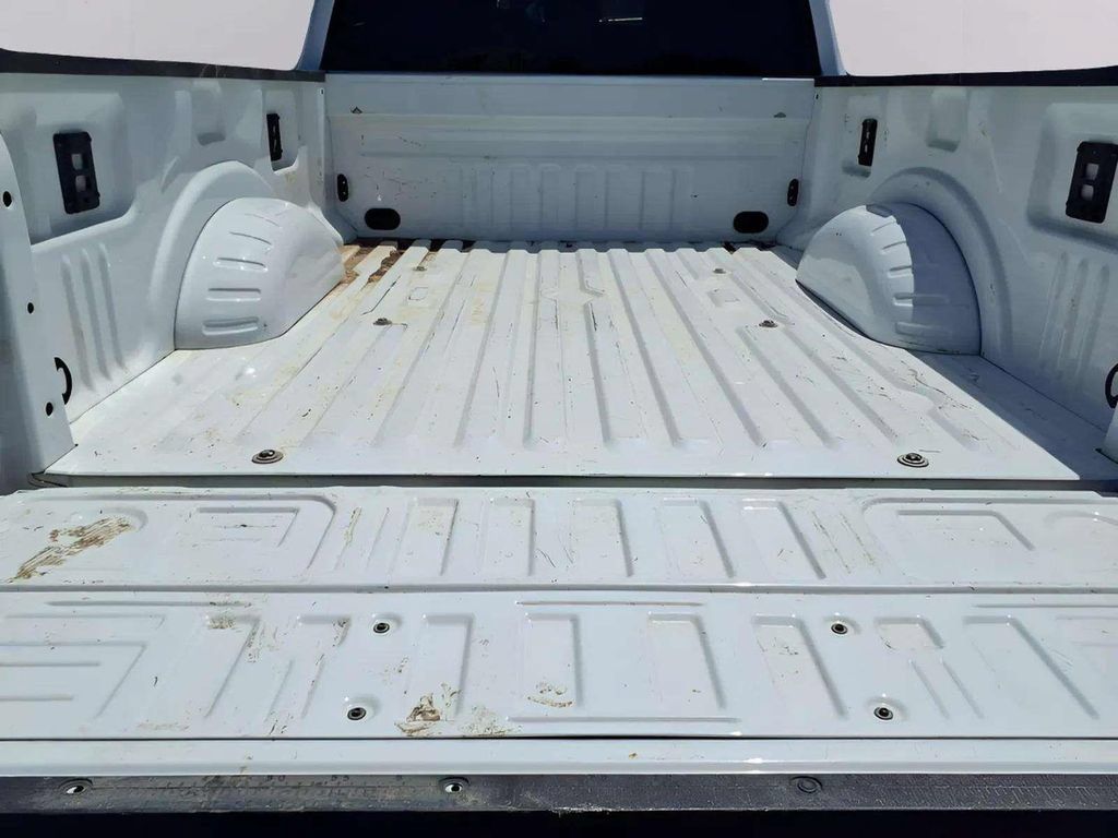 Used 2025 Ford F250 XLT w/ FX4 Off-Road Package AWD/4WD image 9
