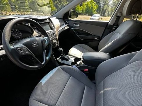 Used 2018 Hyundai Santa Fe Sport w/ 2.4L Value Package 02 AWD/4WD image 13