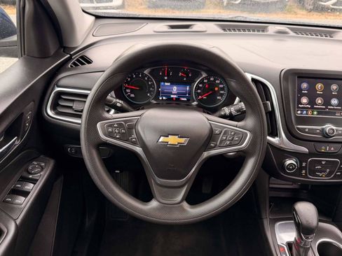 Used 2022 Chevrolet Equinox LT image 17