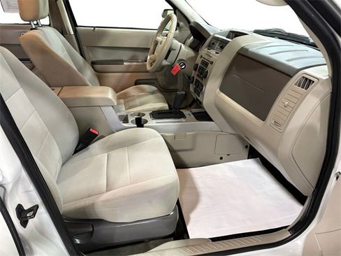 Used 2012 Ford Escape XLT image 11