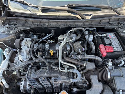 Used 2025 Nissan Altima 2.5 SV image 32