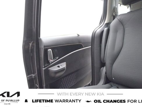 New 2026 Kia Carnival SX Prestige image 13